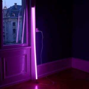 Hay Neon Tube LED Slim Purple Small